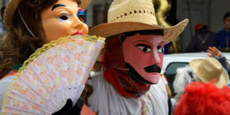 Sones de carnaval de la Huasteca; conocimiento compartido y corporalidad