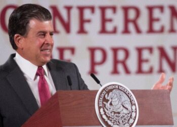 Profeco: Crece el número de gasolineras que venden litros incompletos