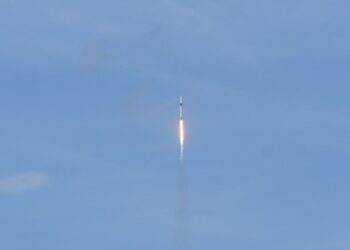SpaceX envía más satélites al espacio tras su histórico lanzamiento