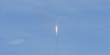 SpaceX envía más satélites al espacio tras su histórico lanzamiento