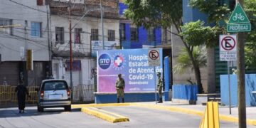 Muere joven en la entrada de Hospital por Covid-19 en Guanajuato