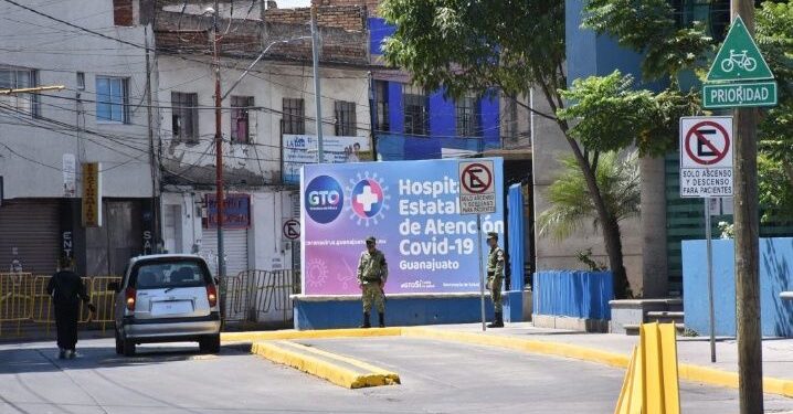 Muere joven en la entrada de Hospital por Covid-19 en Guanajuato