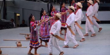 Oaxaca pospone la Guelaguetza por el coronavirus; podría realizarse en diciembre