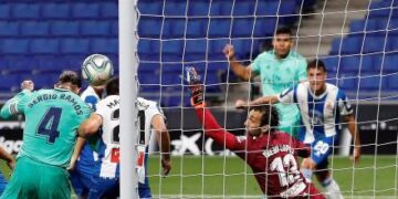 El Madrid hunde al Espanyol