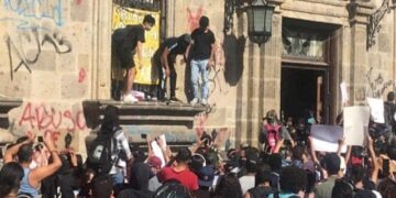 Detienen a tres policías por muerte de Giovanni López