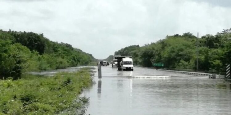 Tormenta tropical “Cristóbal” azota varios estados con fuertes lluvias
