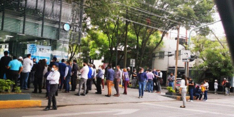 Sismo de magnitud 7.5 se registra en la Ciudad de México