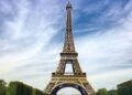 La Torre Eiffel reabre tras  pandemia