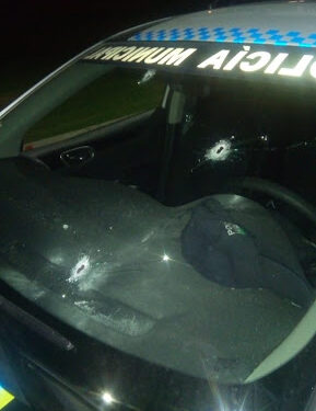 Policía municipal es agredido con arma de fuego