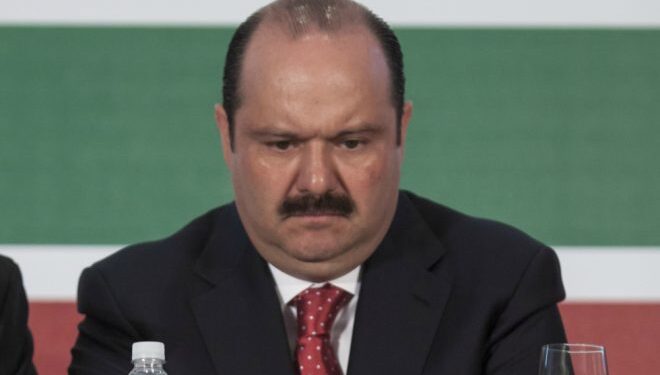 Senadores del PAN celebran captura de César Duarte