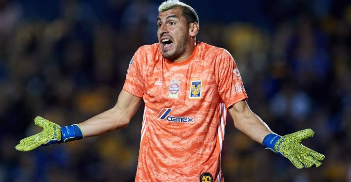 Nahuel Guzmán responde a  Siboldi por pleito en la Copa GNP