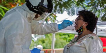 Suman en México 44 mil 22 muertos por coronavirus