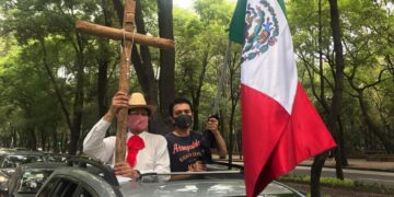 Nueva carabana anti-AMLO se manifiesta en Reforma