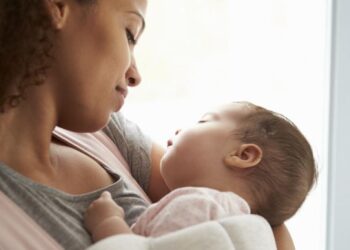 Ayuntamiento activa “Programa de Apoyo a Madres Solteras”