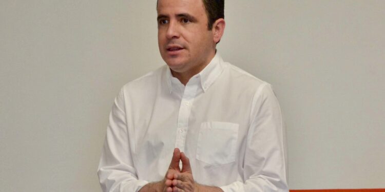 Xavier Azuara prevé impulso al sector automotriz por T-MEC
