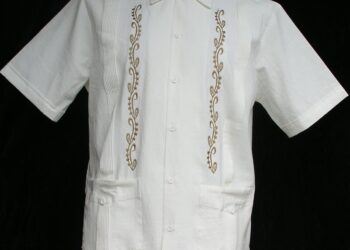 La guayabera y los mejores consejos para portarla