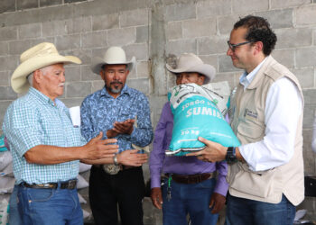 Nuevos apoyos a productores agrícolas del municipio