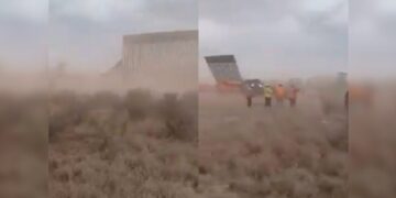 Colapso del muro fronterizo de Trump por el paso del huracán Hanna