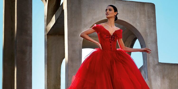 Vestidos de novia rojos que Pronovias recetó para 2020
