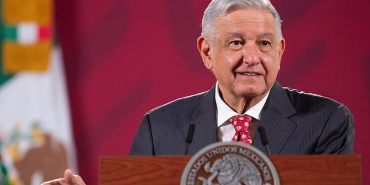 AMLO promete ventilar todos los fraudes del sector energético