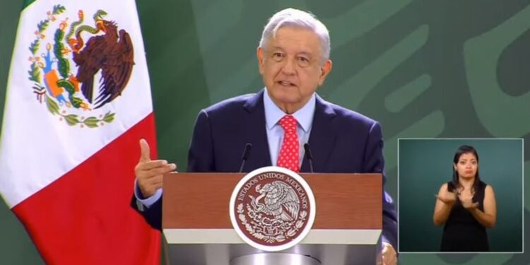 Desplegado de intelectuales críticos a su gobierno da pena ajena: AMLO
