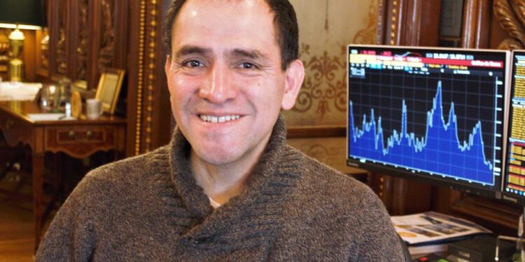 Arturo Herrera, secretario de Hacienda, retoma sus actividades tras superar el COVID-19