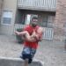 #Video Marine cacha a niño de 3 años, arrojado por su madre de un edificio en llamas