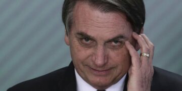 Jair Bolsonaro, presidente de Brasil, da positivo a covid-19