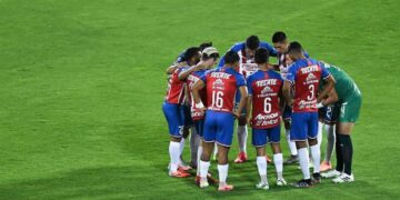 Néstor de La Torre revienta al Rebaño y a Ricardo Peléaz