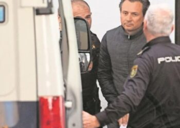 Despega avión en México que trasladará a Emilio Lozoya