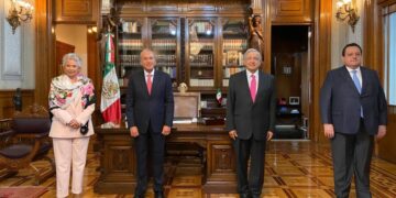 Pasando la contingencia, AMLO buscará reunión con la Conago en SLP