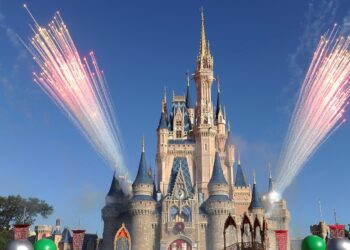 Disney vuelve a cerrar parque en Hong Kong por aumento de casos coronavirus