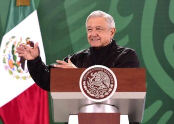 AMLO invita a nueva subasta en Los Pinos; habrá iPads, celulares y pantaletas