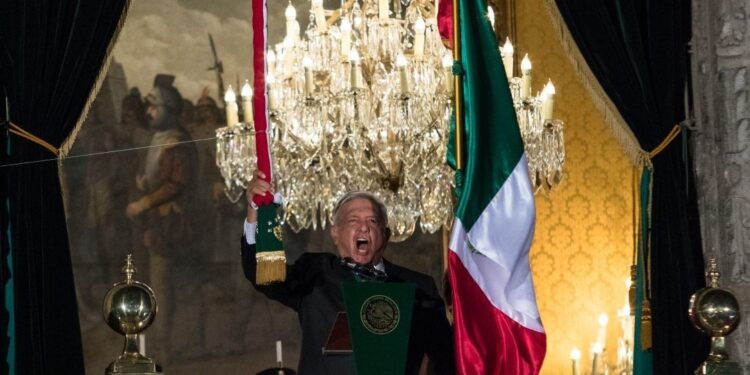 Sí habrá Grito de Independencia y desfile militar: AMLO