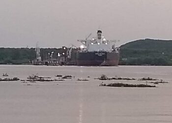 Hallan cuerpo de trabajador de Pemex tras el hundimiento de lancha en Veracruz