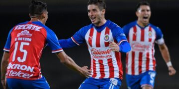 Chivas reporta tres nuevos contagiados a tres días de su debut