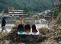 Japón insta a evacuar a más de 230 mil personas por lluvias en medio de la pandemia