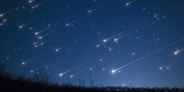 ¿Qué ver en el cielo esta semana? NEOWISE, acuáridas, perseidas y Marte