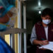 Brigadas médicas visitan a pacientes vulnerables al covid-19