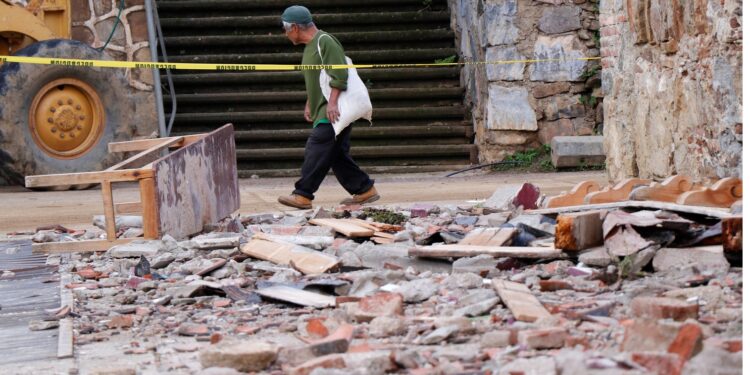 Van 5 mil 660 réplicas del sismo magnitud 7.4 en Oaxaca