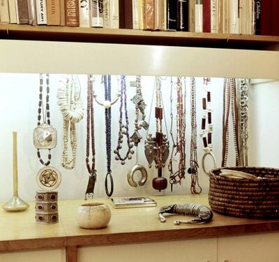 Moda vintage: las ventajas de comprar artículos de segunda mano