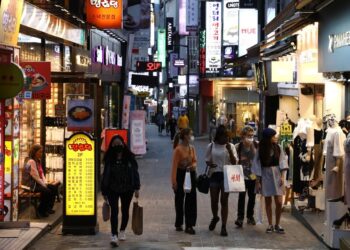 Corea del Sur reporta su mayor número de casos importados de covid-19