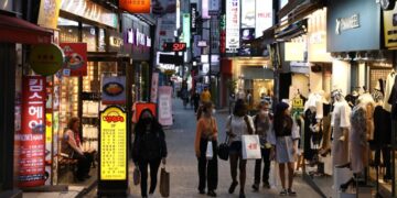 Corea del Sur reporta su mayor número de casos importados de covid-19