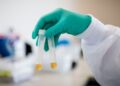 Mexicanos en Suiza reciben apoyo para desarrollar medicamento contra covid-19