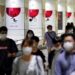 Tokio baja de 200 nuevos casos diarios de COVID-19 por primera vez