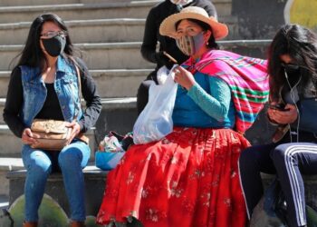 Casos diarios de COVID-19 baten nuevo récord y superan los 230 mil: OMS