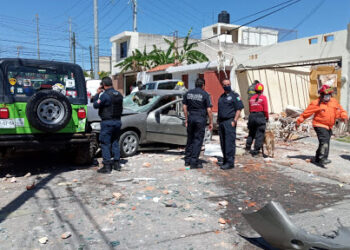 Mujer de 74 años herida en explosión por gas en Lomas