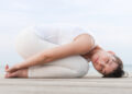 Yoga para dormir, 2 técnicas que te ayudarán a inducir el sueño