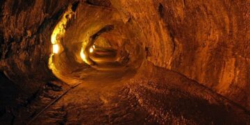 Los enormes tubos de lava en Marte y la Luna podrían albergar ciudades humanas