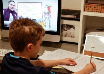 SEP publica horarios de clases a distancia; consúltalos aquí